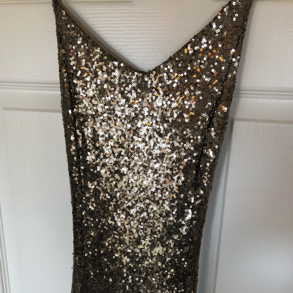 Missguided  long  gold sequin dress 6 NWT